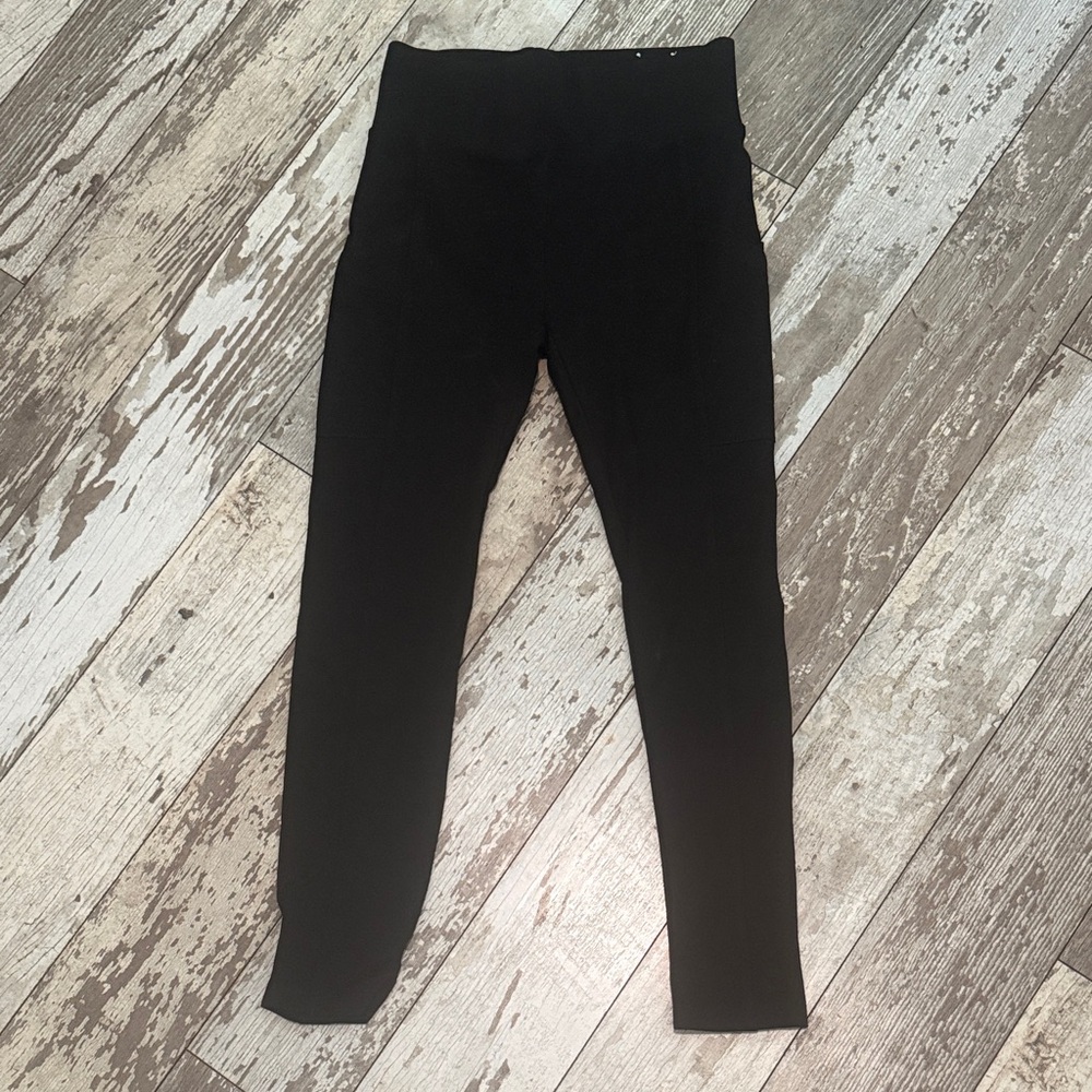 Lou & Grey XS leggings. Like new. Buttersoft and comfy!
